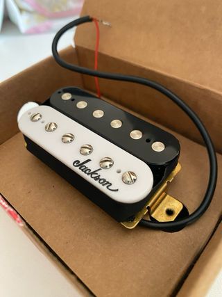 Pastilla Jackson Humbucker Puente