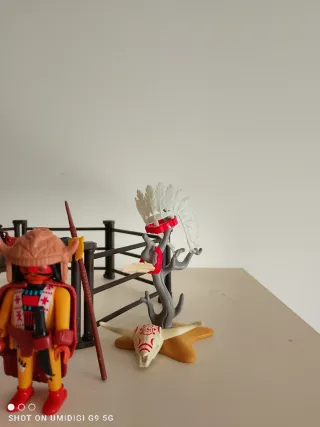 Lote indios Playmobil con caballos y accesorios