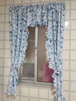 Cortinas de cocina con barras extensibles