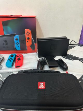 Nintendo Switch con Accesorios / Negociable
