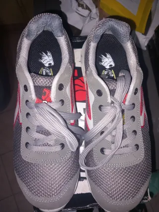 Zapatos U-Power Talla 39 Gris/Rojo