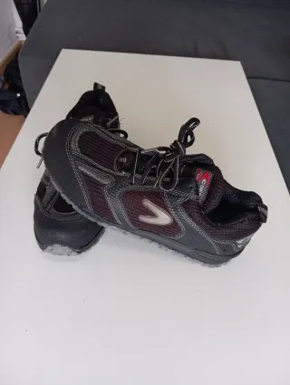 Calzado de seguridad COFRA Negro/Gris