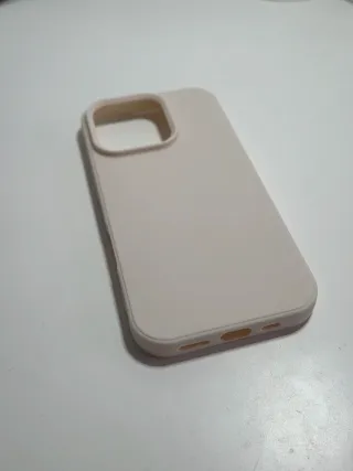 TRE Cover iPhone 16 Pro in Silicone - Beige, Nero,