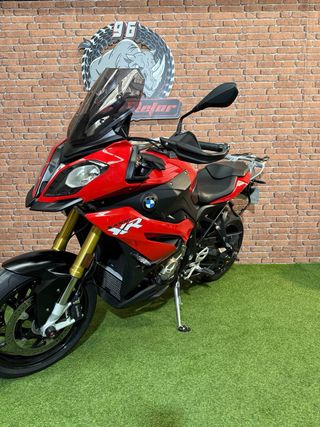 BMW S1000XR