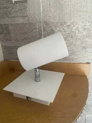 Lampada da parete moderna