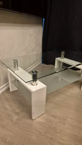 Mesa de centro de cristal y metal