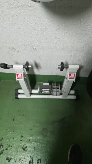 Rueda + Rodillo para bicicleta