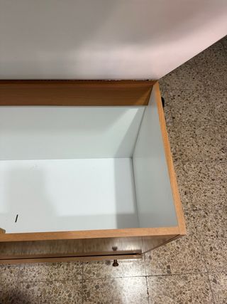 Baúl de madera con cajón