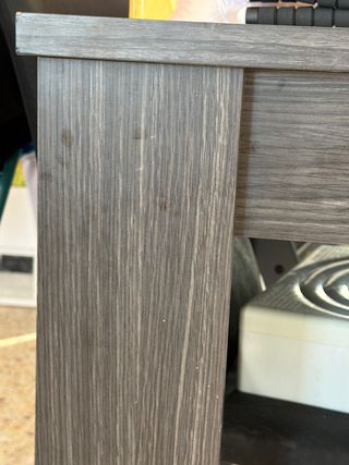 Mesa de comedor de madera