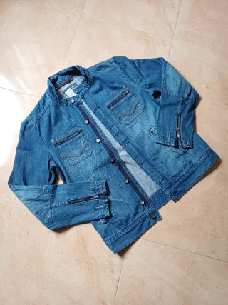 Lote Chaqueta + 2 pantalones vaqueros