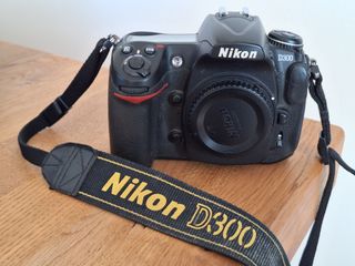 Cámara Réflex Digital Nikon D300