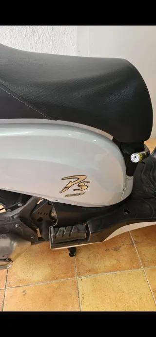 Moto 125cc Scooter
