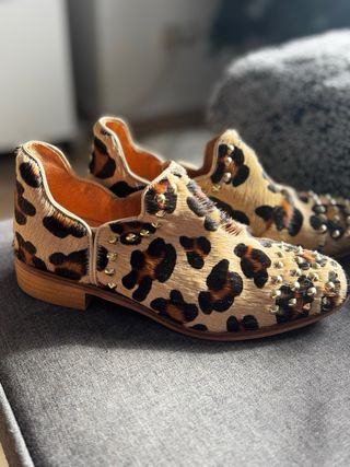 Botines SQUIRREL Animal Print Tachuelas