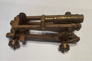 Cannone decorativo artigianale legno e ottone