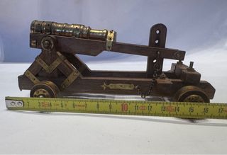 Cannone decorativo artigianale legno e ottone