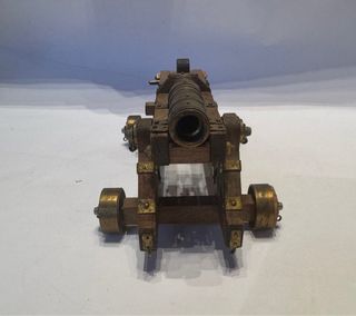 Cannone decorativo artigianale legno e ottone