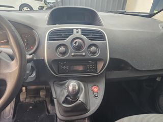 Nissan NV250 2021
