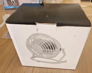 Ventilador de mesa blanco