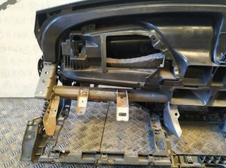 Peugeot 318197 salpicadero partner tepee access