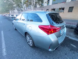 Toyota Auris 2014