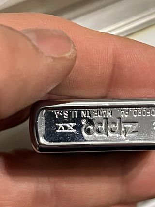 Zippo camarero con bandeja