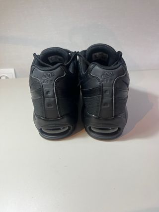 Nike Air Max 95 TT Negras