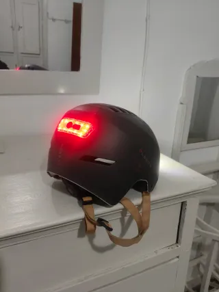 Patinete Eléctrico Negro más casco 20 euros aparte