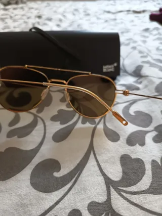 Gafas de sol Montblanc doradas lentes espejo