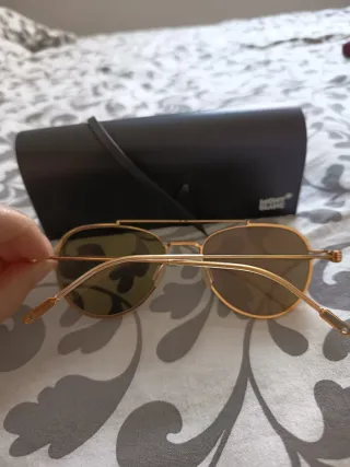 Gafas de sol Montblanc doradas lentes espejo