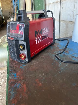 Máquina Soldar Metal Works TEC200