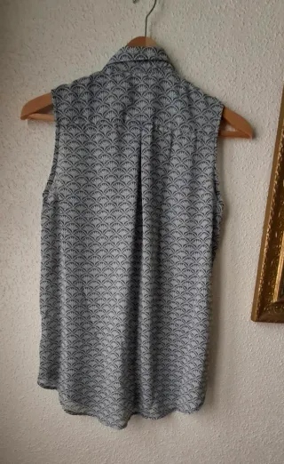 2 Blusas sin mangas vaporosas Talla 36