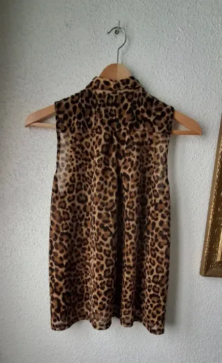 2 Blusas sin mangas vaporosas Talla 36