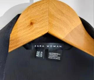 Zara Talla 42 - Blusa Seda Negra