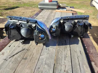 Faros Volkswagen Passat 2001.