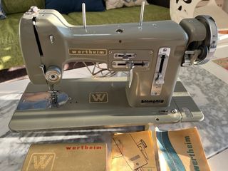 Máquina de coser Wertheim