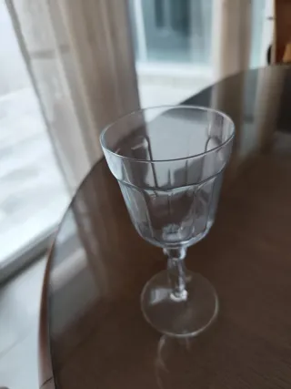 Diez copas de cristal