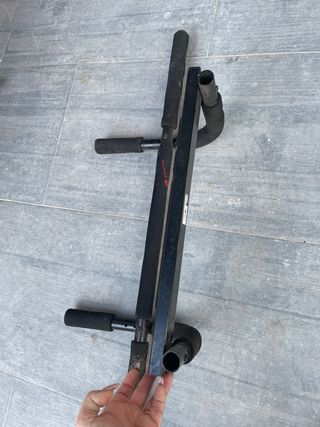 Barra de dominadas negra