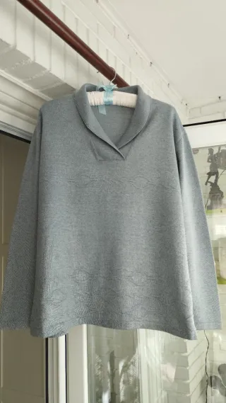 Jersey gris cuello esmoquin talla XL