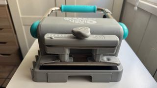 Encuadernadora Cinch We R Memory Keepers + anillas