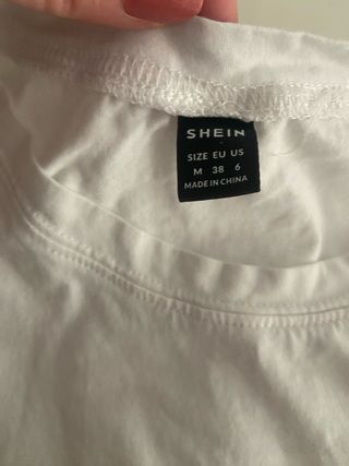 Camiseta Shein M Estampada Boca Lengua