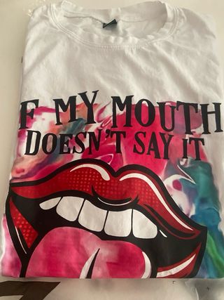 Camiseta Shein M Estampada Boca Lengua