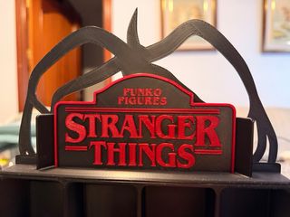 Expositor Stranger Things minifunkos 3D