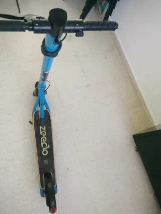 Patín Eléctrico Zeeclo Azul Seminuevo