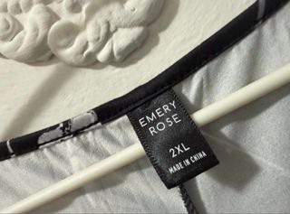 Vestito lungo floreale nero e bianco