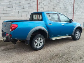 Mitsubishi l200 2007