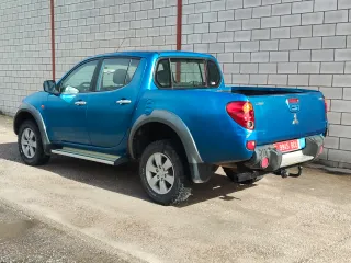 Mitsubishi l200 2007