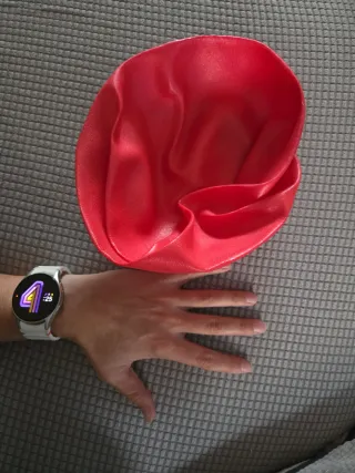 Pelota Yoga Studio Roja