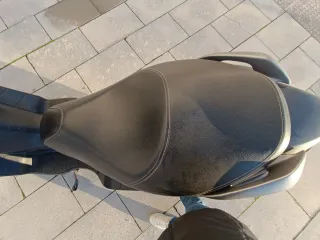 Suzuki Burgman 125cc Maxiscooter