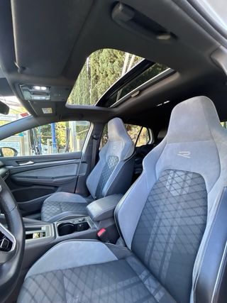 Volkswagen Golf 8 R line eTSI 150CV DSG7