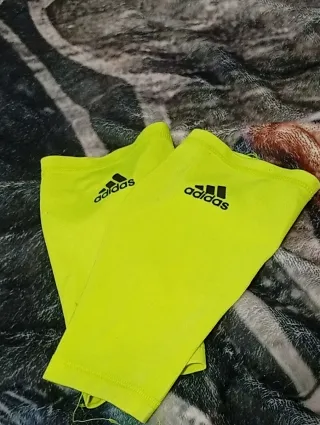 Sujetadores de canilleras Adidas Fútbol Amarillos